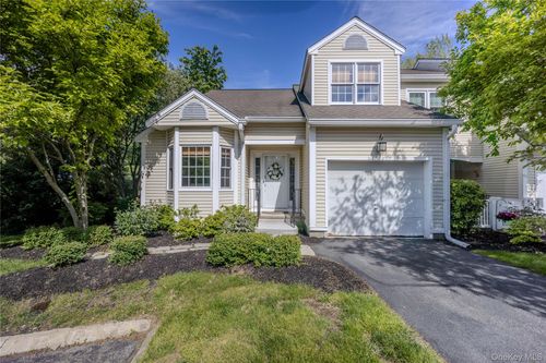 63 Spruce Ridge Dr, Fishkill, NY, 12524-1544 | Card Image