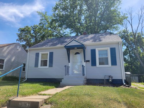 2142 Frisco Dr, Davenport, IA, 52804-2359 | Card Image