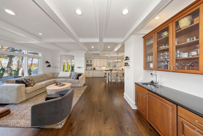 4326 Commerce Rd, House other with 7 bedrooms, 7 bathrooms and null parking in Orchard Lake MI | Image 12