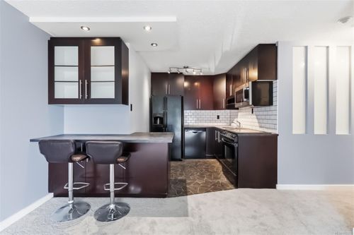 305-900 Tolmie Ave, Victoria, BC, V8X3W6 | Card Image