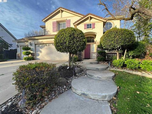 4111 Riverbrook Ct, Stockton, CA, 95219-2038 | Card Image