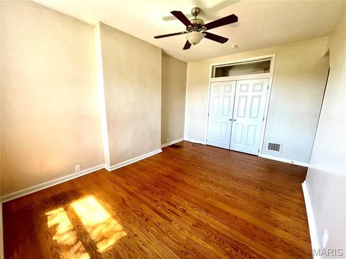 1w-4955 Arsenal Street, St Louis, MO, 63139 | Card Image