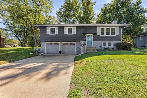 9405 E 84th St, Raytown, MO, 64138-3312 | Card Image