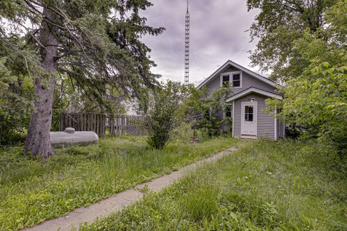 426 Maple Avenue, Hawkins, WI, 54530 | Card Image