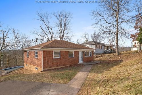 227 Westmoreland Drive, Dunbar, WV, 25064 | Card Image