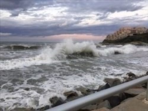 54-54 Oceanside Dr, Hull, MA, 02045-3273 | Card Image