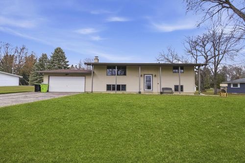 N7389 Edgewater Drive, WESTFORD, WI, 53916 | Card Image