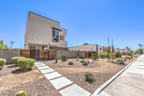 1303 S 8th St, Las Vegas, NV, 89104 | Card Image