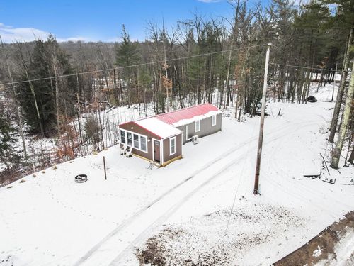 7364 Northern Dr, Pentwater, MI, 49449-8924 | Card Image