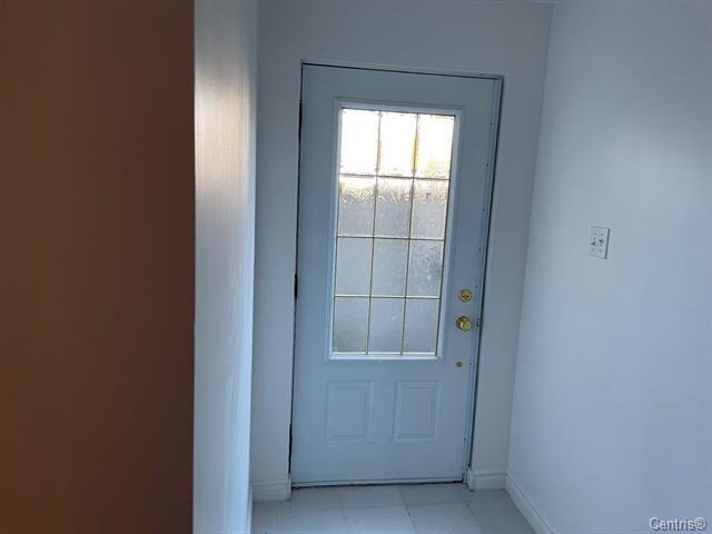 Residential Lease in Montréal (Rivière-des-Prairies/Pointe-aux-Trembles