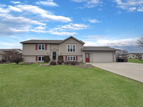 2012 24th Avenue, Menominee, MI, 49858 | Card Image