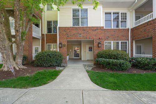 225 Waterford Lake Dr, Cary, NC, 27519-8627 | Card Image