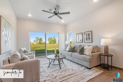 2700 S Broek Dr Drive, Sioux Falls, SD, 57106 | Card Image