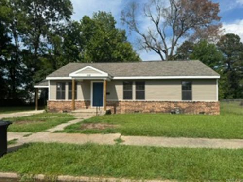 332 E Busbee St, Camden, AR, 71701-7301 | Card Image