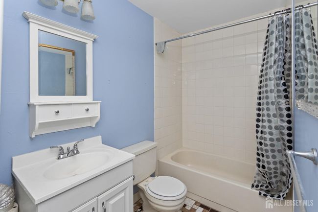 1724 Country Mill Dr, Townhouse with 1 bedrooms, 1 bathrooms and null parking in East Windsor NJ | Image 16