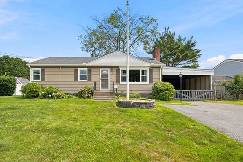 20 Wood Rd, Middletown, RI, 02842-6238 | Card Image