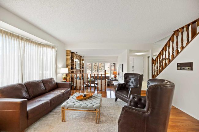 79 Wood Crescent Sw, Home with 5 bedrooms, 2 bathrooms and 4 parking in Calgary AB | Image 7