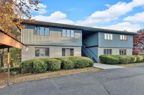 956-956 Maiden St, Abingdon, VA, 24210-5009 | Card Image