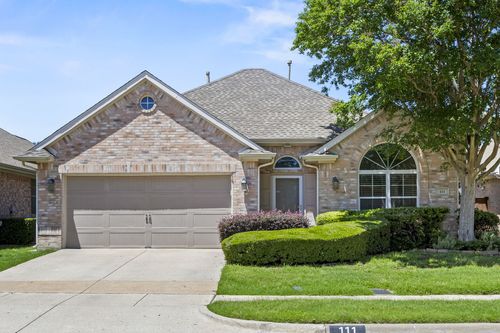 111 Stonecreek Dr, Irving, TX, 75063-7209 | Card Image