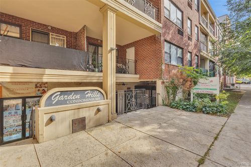 4e-7119 162nd St, Fresh Meadows, NY, 11365-4394 | Card Image