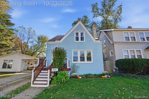 536 E Saratoga St, Ferndale, MI, 48220-2825 | Card Image