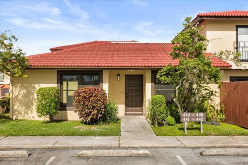 443 Hunter Cir, KISSIMMEE, FL, 34758-3329 | Card Image