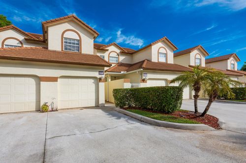 12582 Shoreline Dr, Wellington, FL, 33414-8001 | Card Image