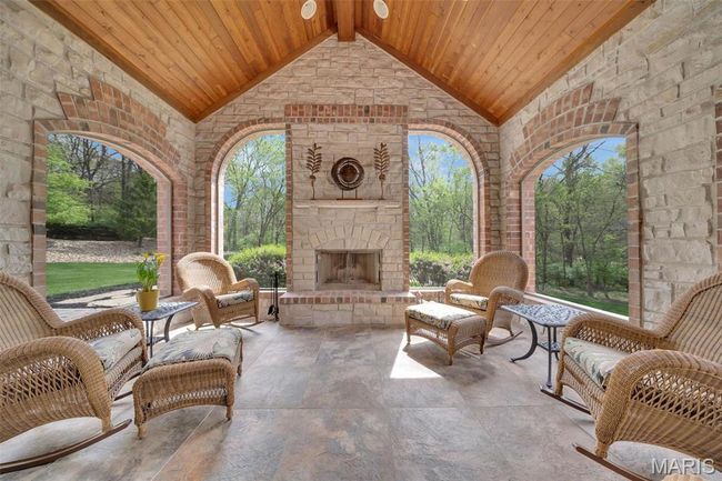 990 Stonecastle Dr, House other with 4 bedrooms, 7 bathrooms and 5 parking in O Fallon MO | Image 26