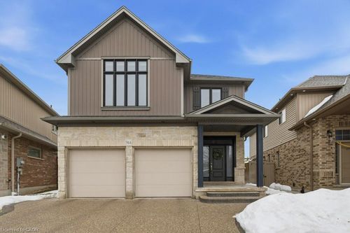 944 Pioneer Grove Crt, Kitchener, ON, N2P0B2 | Card Image