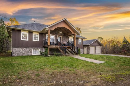 66 Meadows Ave, Waubaushene, ON, L0K2C0 | Card Image