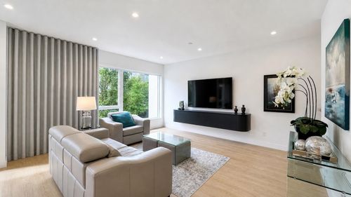 79-590 Lile Dr, North Vancouver, BC, V7G0B2 | Card Image