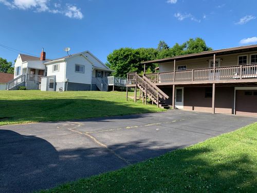 23 Circle Dr, Hanover Twp, PA, 18706-4104 | Card Image