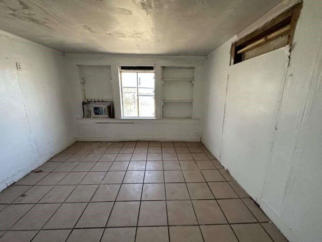 208 Bryan St, House other with 3 bedrooms, 1 bathrooms and null parking in Fabens TX | Image 6
