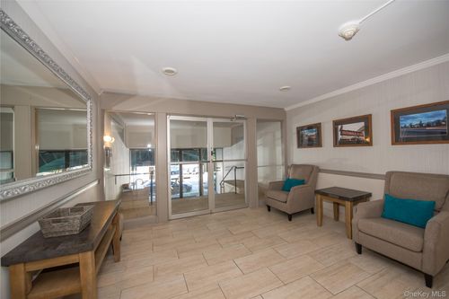 apt-a1-120 Horton Hwy, Mineola, NY, 11501-3913 | Card Image