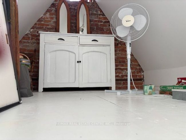 286399 10 Sideroad, House other with 4 bedrooms, 2 bathrooms and 4 parking in Mono ON | Image 37