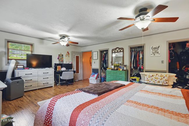 226 7 Th St Ne, House other with 3 bedrooms, 2 bathrooms and null parking in Norton VA | Image 16