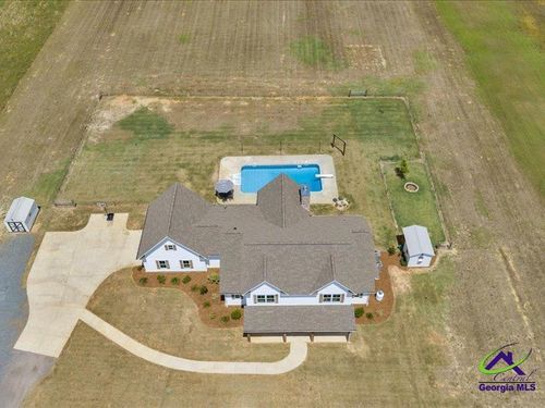 240 Williams Cir, Elko, GA, 31025-2040 | Card Image