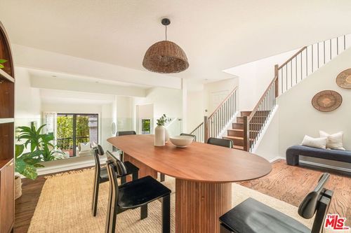 17200 Palisades Cir, Pacific Palisades, CA, 90272-2162 | Card Image