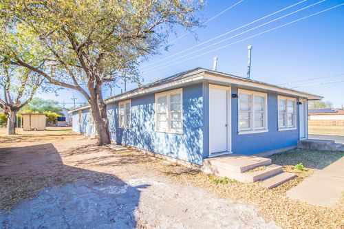 302 Avenue U, Lubbock, TX, 79415-4005 | Card Image