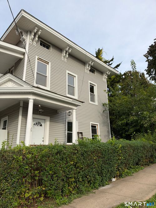 1f-164 Curtis Street, New Britain, CT, 06053 | Card Image