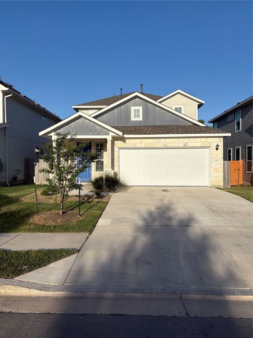 105 Stone Canyon Dr, Georgetown, TX, 78628-3198 | Card Image