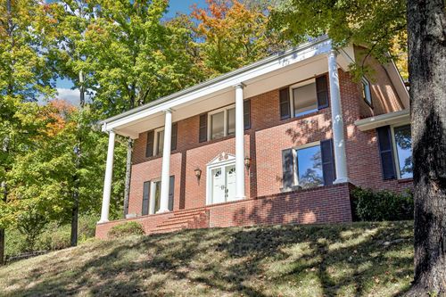 1310 Otter Creek Rd, Nashville, TN, 37215-5213 | Card Image