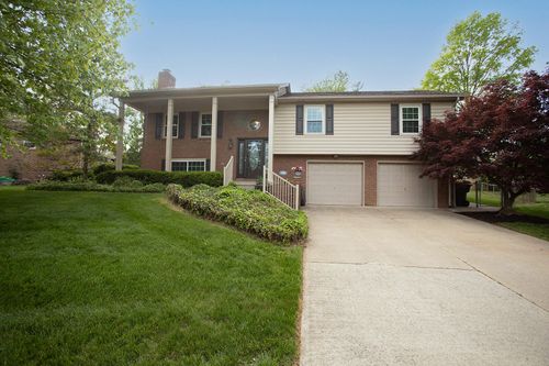 3209 Chesterfield Cir, Lexington, KY, 40517-4002 | Card Image