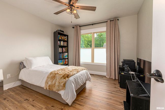 1209 Wildflower Ln, House other with 3 bedrooms, 2 bathrooms and null parking in Herrin IL | Image 17
