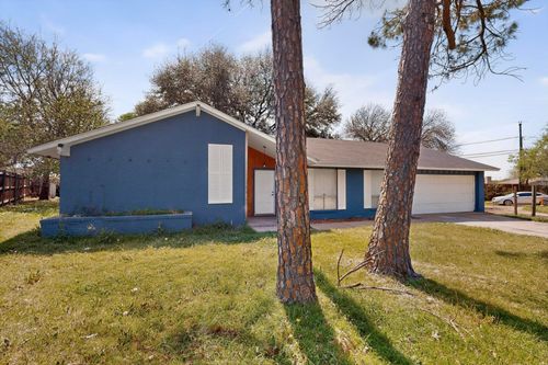 400 Casa Bello Ct, Irving, TX, 75062-5173 | Card Image