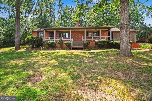 213 Forest Hills Dr, LURAY, VA, 22835-9106 | Card Image