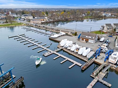 112 Liberty St, Danvers, MA, 01923-3307 | Card Image