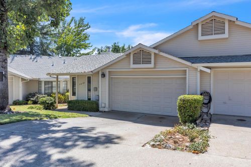 20-2249 Country Villa Ct, Auburn, CA, 95603-9003 | Card Image