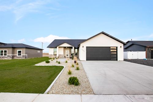 2409 N Jackson St, Jerome, ID, 83338-1537 | Card Image