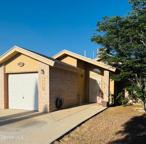 1228 Colina De Oro Street, Horizon City, TX, 79928 | Card Image